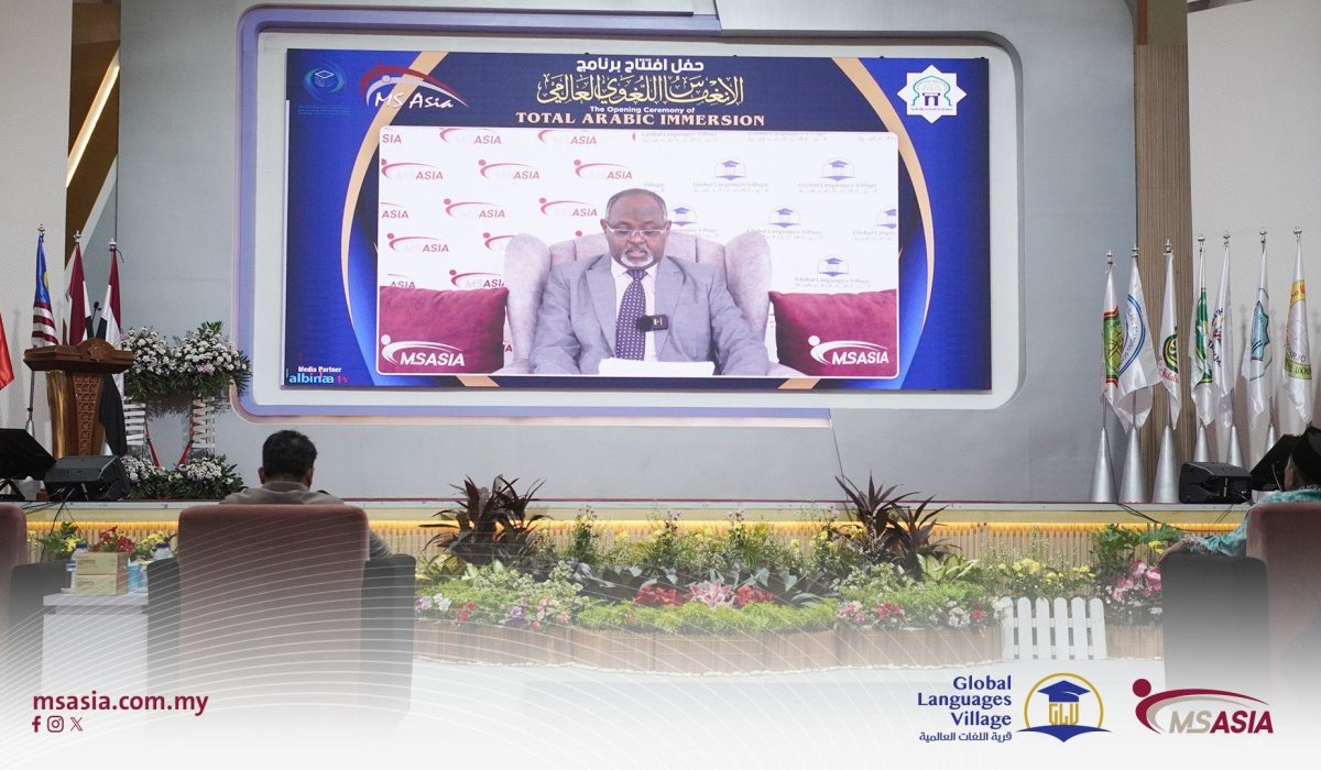 The project will benefit 90 students from Indonesia, Malaysia, and Cambodia through direct language immersion programs. In addition, 100 teachers from more than 20 educational institutions will undergo specialized training courses focused on teaching Arabic as a foreign language.